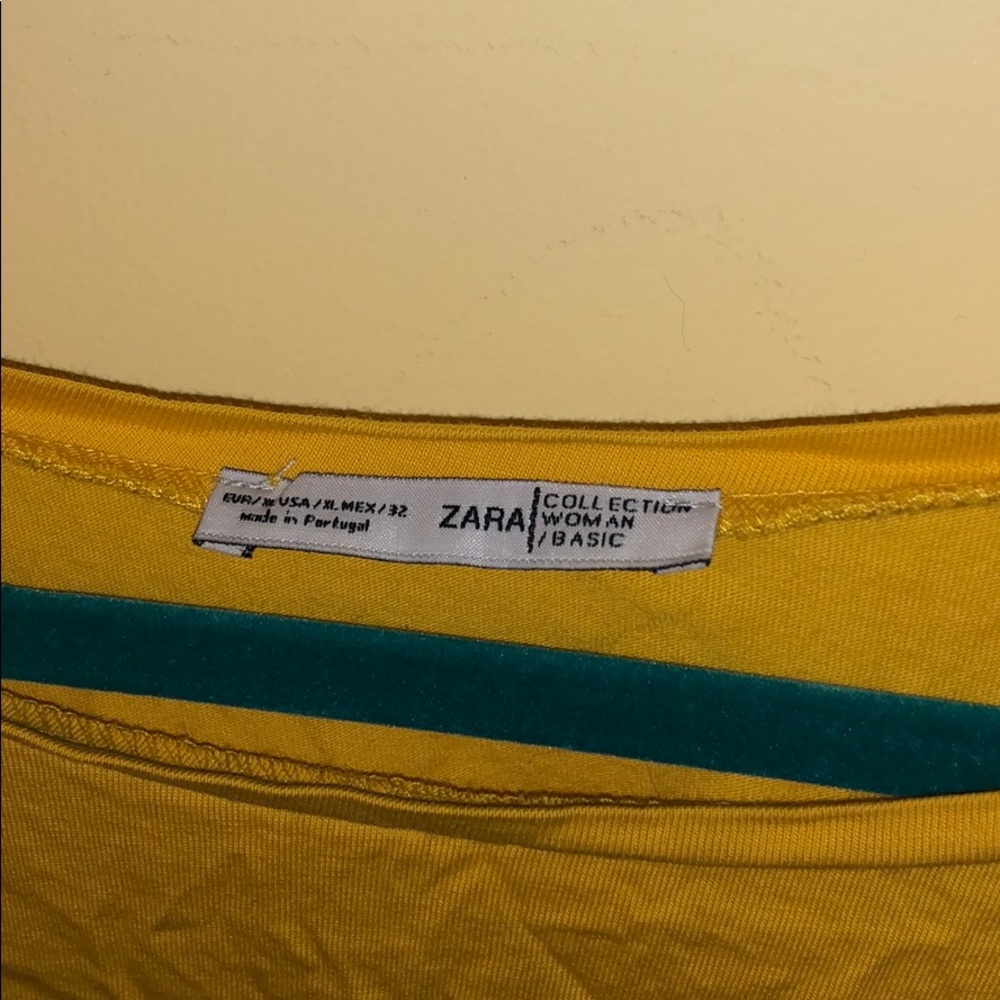 Zara Cropped Basic Shirt - Picture 2 of 2